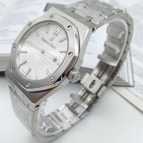 オーデマピゲ時計背面デザイン